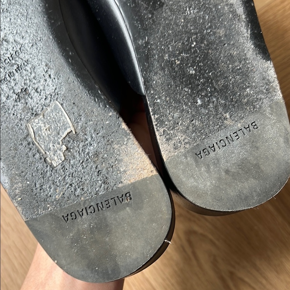 Balenciaga BB Cosy Black Leather Mules 36 - Picture 13 of 16